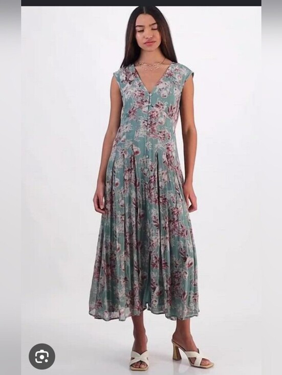 Lucky Brand Dresses & Skirts - Lucky Brand Sage Green Floral V-Neck Maxi Dress